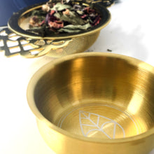 Load image into Gallery viewer, Deluxe Gold Tea Strainer + Bowl Set